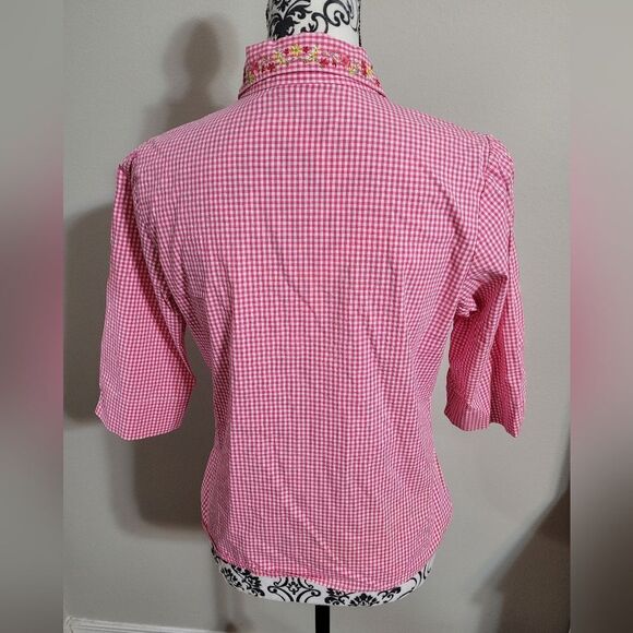 Gingham floral embroidered woman's button up top - Picture 3 of 6